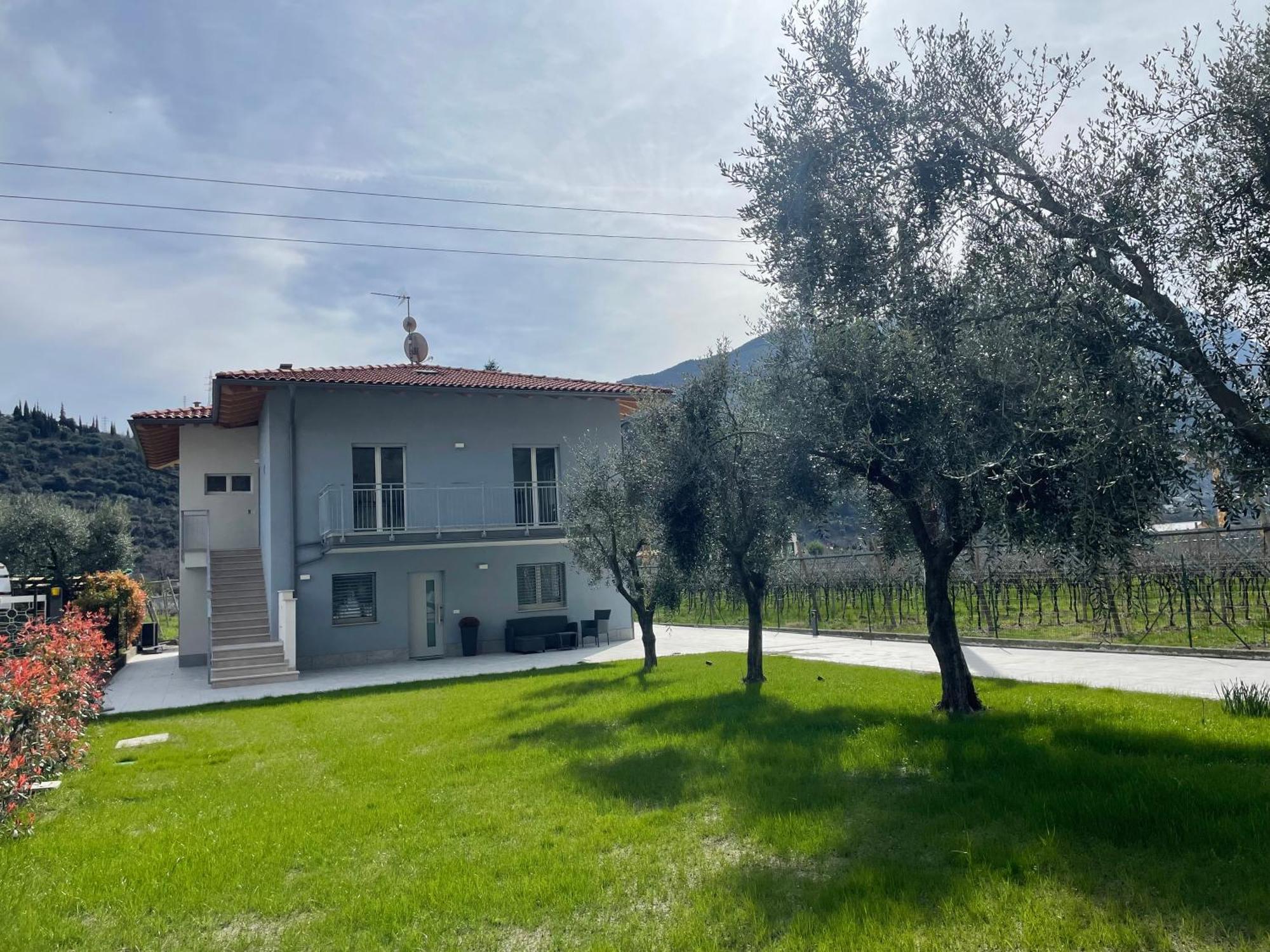 Lotus Garda Bed and Breakfast Riva del Garda Eksteriør billede
